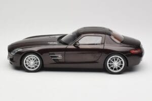 Mercedes AMG SLS C197 Brown Metallic Minichamps 1:18 100039028 Metall — bild 4 av 8
