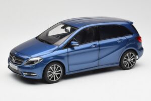 Mercedes B-Class W246 Lotus Blå Metallic Norev 1:18 B66961410 Metall