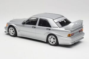 Mercedes 190E W201 2.5-16 EVO 2 Astral Silver Metallic Minichamps 1:18 155036101 Metall — bild 5 av 6
