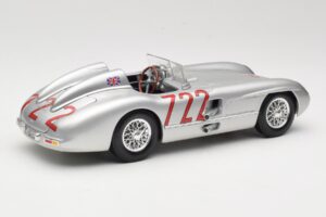 Mercedes 300 SLR W196S #722 S. Moss / D. Jenkinson Mille Miglia Winner 1955 Maisto 1:18 536887 Metall — bild 3 av 8
