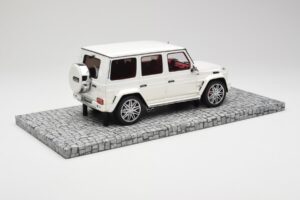 Mercedes Brabus B63 620 Widestar Pearl White Minichamps 1:18 107032201 Metall — bild 2 av 6
