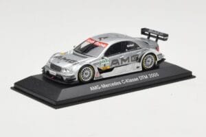 Mercedes C-Class C203 #4 J. Alesi HWA DTM 2005 Minichamps 1:43 B66962230 Metall — bild 2 av 4