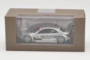 Mercedes C-Class C203 #4 J. Alesi HWA DTM 2005 Minichamps 1:43 B66962230 Metall — bild 4 av 4