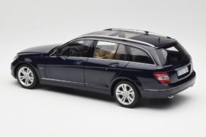 Mercedes C-Class S204 T-Modell Tanzanite Blå AUTOart 1:18 B66962352 Metall — bild 7 av 8