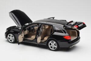 Mercedes C-Class S205 T-Modell Svart Norev 1:18 B66960259 Metall — bild 5 av 8