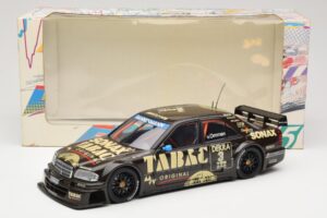 Mercedes C-Class W202 #3 J. van Ommen AMG Mercedes Team DTM 1995 UT Models 1:18 180953303 Metall — bild 8 av 8
