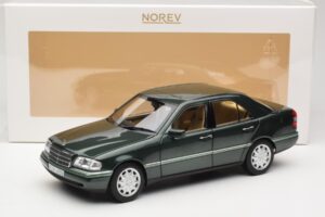 Mercedes C-Class W202 Malachite Green Norev 1:18 183372 Metall — bild 8 av 8