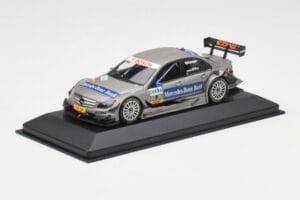 Mercedes C-Class W204 #9 B. Spengler DTM 2009 Minichamps 1:43 400093909 Metall — bild 2 av 4