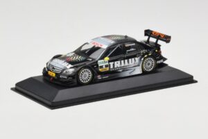 Mercedes C-Class W204 #4 Team AMG Mercedes R. Schumacher DTM 2009 Minichamps 1:43 400093904 Metall — bild 2 av 4