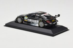 Mercedes C-Class W204 #4 Team AMG Mercedes R. Schumacher DTM 2009 Minichamps 1:43 400093904 Metall — bild 3 av 4