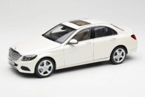 Mercedes C-Class W205 Diamond Vit Metallic Norev 1:18 B66960256 Metall