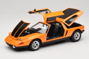 Mercedes C111 II White Autumn Metallic Norev 1:18 183050 Metall — bild 2 av 10