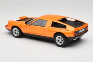 Mercedes C111 II White Autumn Metallic Norev 1:18 183050 Metall — bild 7 av 10