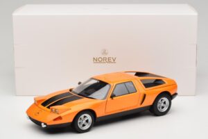 Mercedes C111 II White Autumn Metallic Norev 1:18 183050 Metall — bild 10 av 10