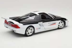 Mercedes C112 Sport Vit & Svart Guiloy 1:18 68521 Metall — bild 3 av 8