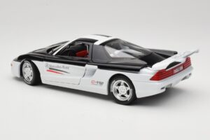 Mercedes C112 Sport Vit & Svart Guiloy 1:18 68521 Metall — bild 7 av 8