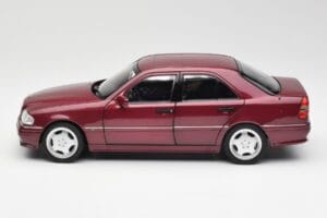 Mercedes AMG C36 W202 Almandine Röd Norev 1:18 B66040706 Metall — bild 4 av 8