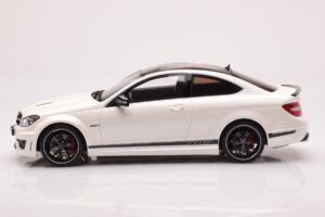 Mercedes AMG C63 W204 Edition 507 Vit GT Spirit 1:18 GT899 Resin — bild 3 av 6