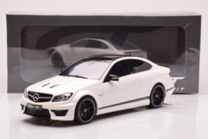Mercedes AMG C63 W204 Edition 507 Vit GT Spirit 1:18 GT899 Resin — bild 6 av 6