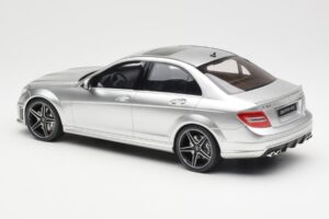 Mercedes C63 AMG W204 Silver GT Spirit 1:18 GT462 Resin — bild 5 av 6