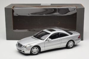 Mercedes CL 500 C215 Silver AUTOart 1:18 B66962152 Metall — bild 8 av 8