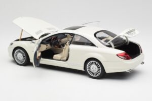 Mercedes CL500 C216 Calcit Vit AUTOart 1:18 B66962341 Metall — bild 5 av 8