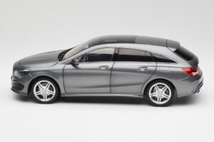 Mercedes CLA C117 Mountain Grå Norev 1:18 B66960351 Metall — bild 4 av 8