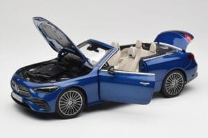 Mercedes CLE Cabriolet A236 Blå Norev 1:18 B66960653 Metall — bild 2 av 9