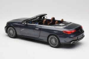 Mercedes CLE Cabriolet A236 Mörkgrå Norev 1:18 B66960654 Metall — bild 8 av 9