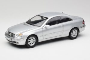 Mercedes CLK 500 C209 Silver Kyosho 1:18 B66962144 Metall
