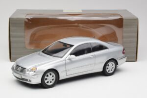 Mercedes CLK 500 C209 Silver Kyosho 1:18 B66962144 Metall — bild 8 av 8