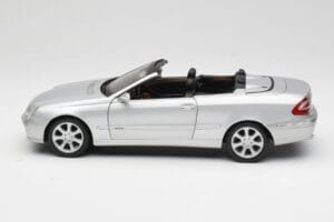 Mercedes CLK 500 Cabriolet Elegance A209 Silver Kyosho 1:18 B66962172 Metall — bild 4 av 8