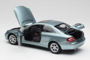 Mercedes CLK 500 W209 Ljusblå Metallic Kyosho 1:18 B66962192 Metall — bild 5 av 8