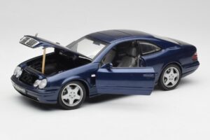 Mercedes CLK 55 AMG C209 Blå Metallic Anson 1:18 30343 Metall — bild 2 av 8