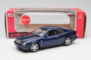 Mercedes CLK 55 AMG C209 Blå Metallic Anson 1:18 30343 Metall — bild 8 av 8