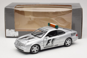 Mercedes AMG CLK 55 F1 Safety Car Maisto 1:18 B66005234 Metall — bild 6 av 6