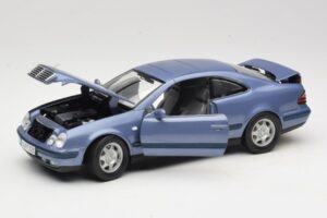 Mercedes CLK C208 Lila Anson 1:18 30330 Metall — bild 2 av 8
