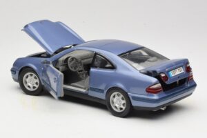 Mercedes CLK C208 Lila Anson 1:18 30330 Metall — bild 5 av 8