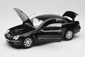 Mercedes CLK C209 Black Metallic Kyosho 1:18 B66962149 Metall — bild 2 av 8