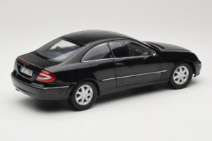 Mercedes CLK C209 Black Metallic Kyosho 1:18 B66962149 Metall — bild 3 av 8