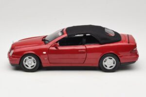 Mercedes CLK A208 Cabriolet Röd Anson 1:18 30338 Metall — bild 4 av 8