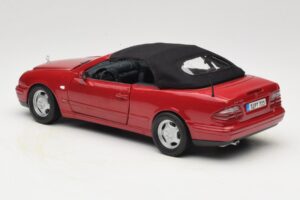 Mercedes CLK A208 Cabriolet Röd Anson 1:18 30338 Metall — bild 7 av 8
