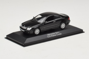 Mercedes CLK W208 Svart Minichamps 1:43 B66961946 Metall — bild 2 av 5