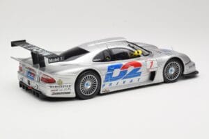 Mercedes CLK LM GT1 #1 AMG Mercedes K. Ludwig / R. Zonta FIA GT Championship 1998 Maisto 1:18 56053 Metall — bild 3 av 8