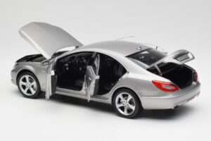 Mercedes CLS C218 Designo Alubeam Titanium Norev 1:18 B66961298 Metall — bild 5 av 8