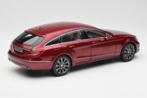 Mercedes CLS Shooting Brake X218 Thulite Röd Norev 1:18 B66960116 Metall — bild 3 av 8