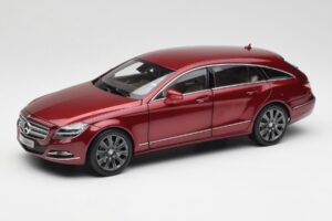 Mercedes CLS Shooting Brake X218 Thulite Röd Norev 1:18 B66960116 Metall