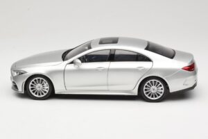 Mercedes CLS C257 Silver Norev 1:18 183489 Metall — bild 4 av 8