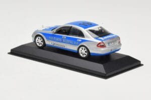 Mercedes E-Class W211 #19 Team Michelin Paris-Beijing 2006 Replacement Box Minichamps 1:43 B66962269-R Metall — bild 3 av 4