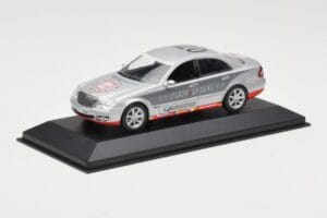 Mercedes E-Class W211 #7 Team AutoBild Paris-Beijing 2006 Replacement Box Minichamps 1:43 MB001 Metall — bild 2 av 4